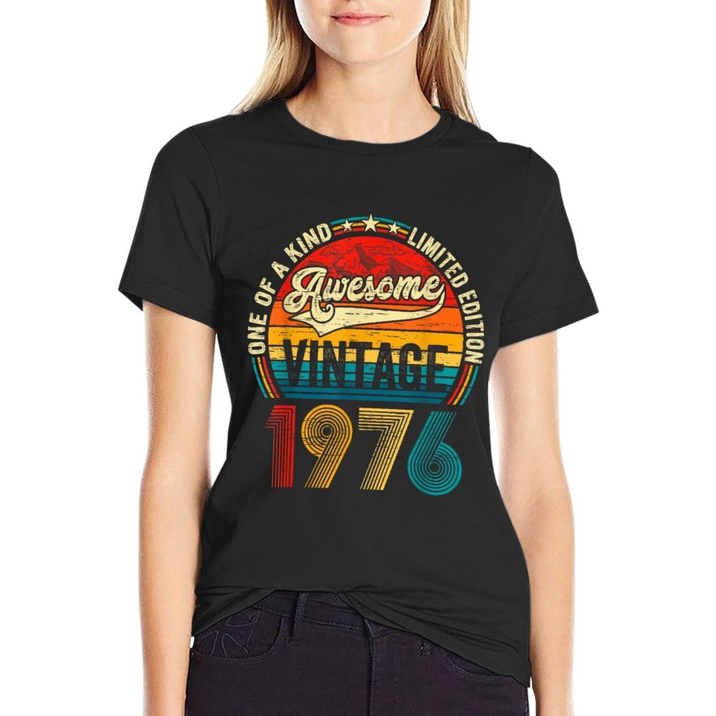 Vintage Born In 1976 Birthday Men Women Retro Bday Party  High-quality Stitching T-Shirt
