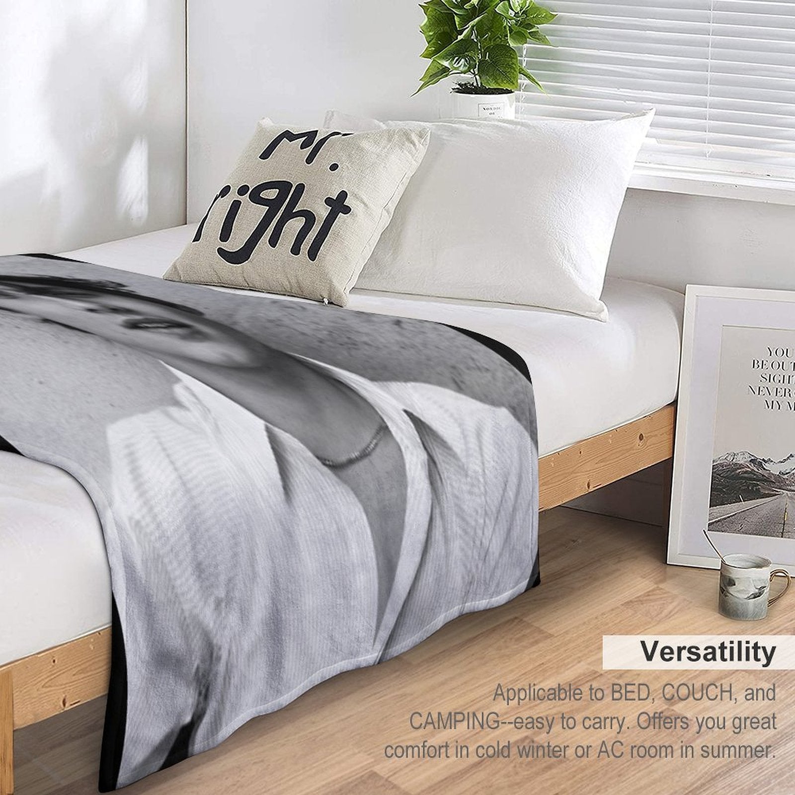 Louis Partridge Modeling Pictures Anti-pilling Throw Blanket