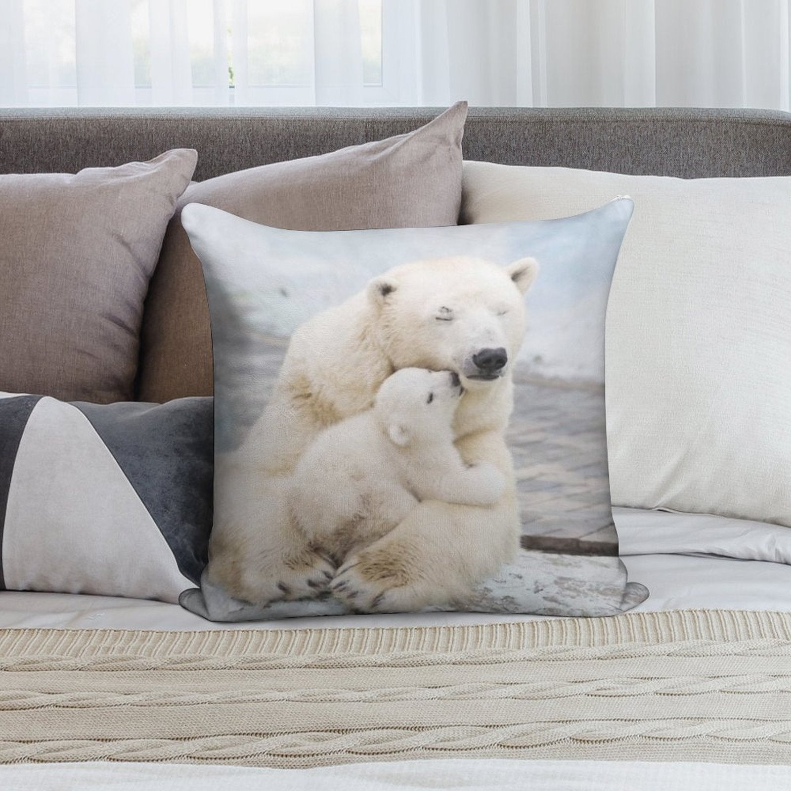 Polar Bear And Baby Soft Fade-Resistant Throw Pillow