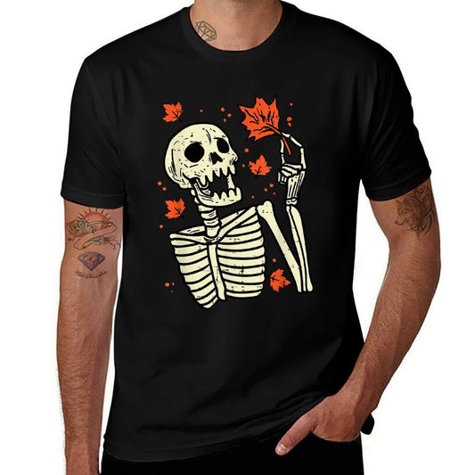 Skeleton Maple Leaf Skull Retro Vintage Halloween Fall Women  Oversized Silhouette T-Shirt