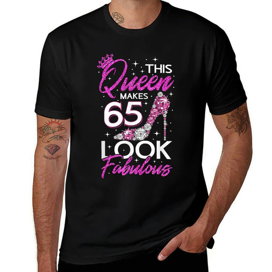 This Queen Makes 65 Look Fabulous 65th Birthday  Classic T-Shirt