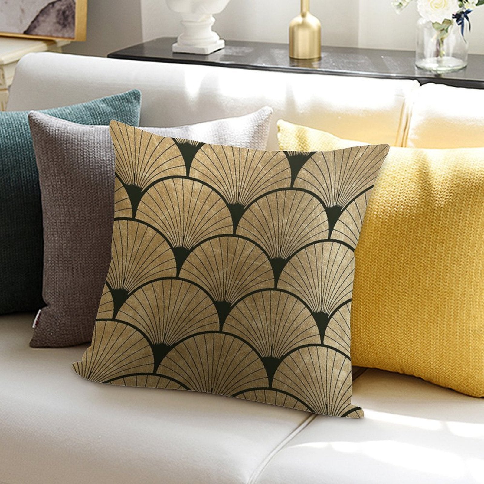Art Deco Elegance - Golden Fan Soft Decorative Cover Throw Pillow
