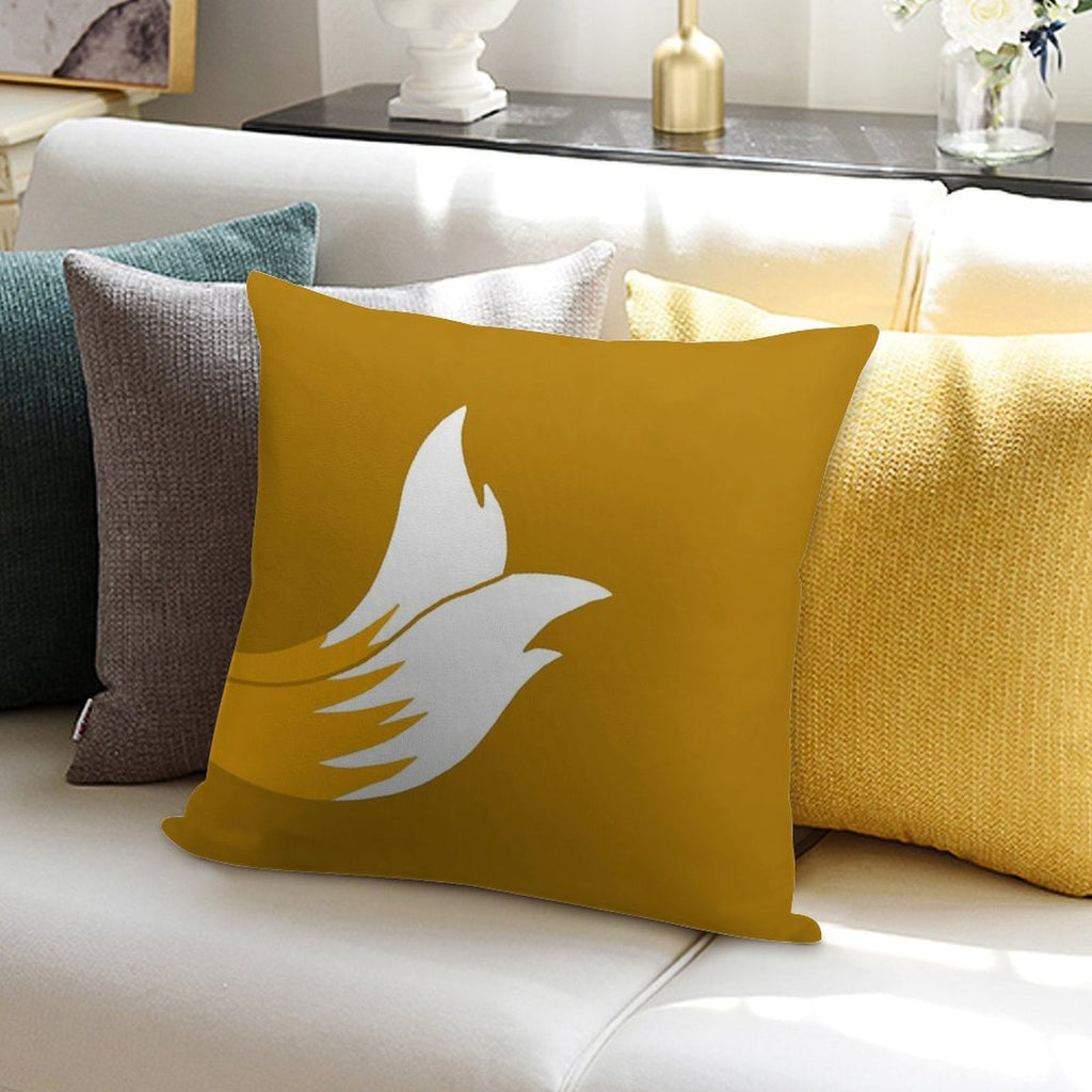 Miles 'Tails' Prower Soft Easy Maintenance Throw Pillow
