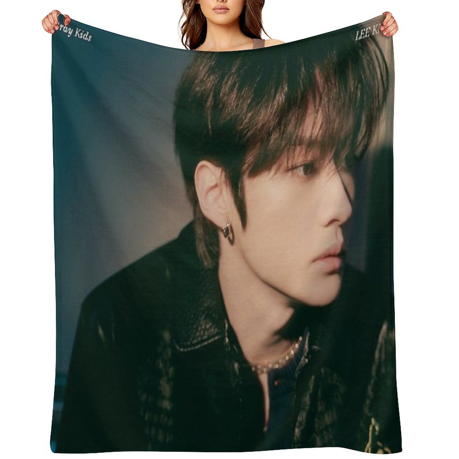 STRAY KIDS LEEKNOW Plush Throw Blanket
