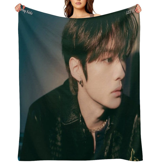STRAY KIDS LEEKNOW Plush Throw Blanket