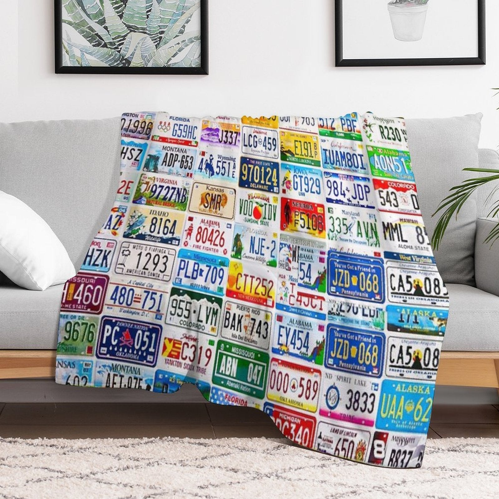 Licence Plate Wall Machine-washable Throw Blanket