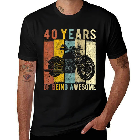 40 Year Old Motorcycle Birthday Vintage Retro 40th Birthday  Graphic-printed T-Shirt