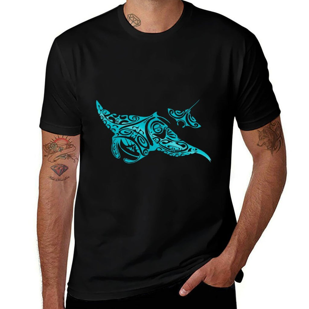 Hawaii Tribal Manta Ray Hawaiian Shark Lover  Oversized Silhouette T-Shirt