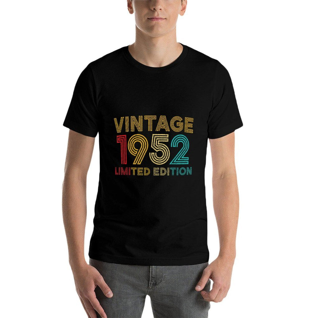 70 Years Old Vintage 1952 Limited Edition 70th Birthday  Relaxed-fit T-Shirt
