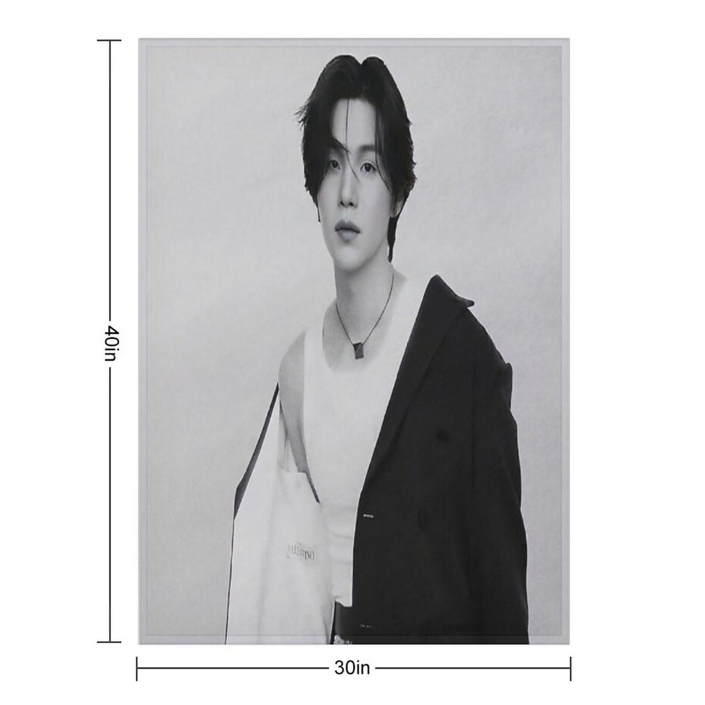 Min Yoongi BTS Suga Agust D Monochrome All-season Throw Blanket