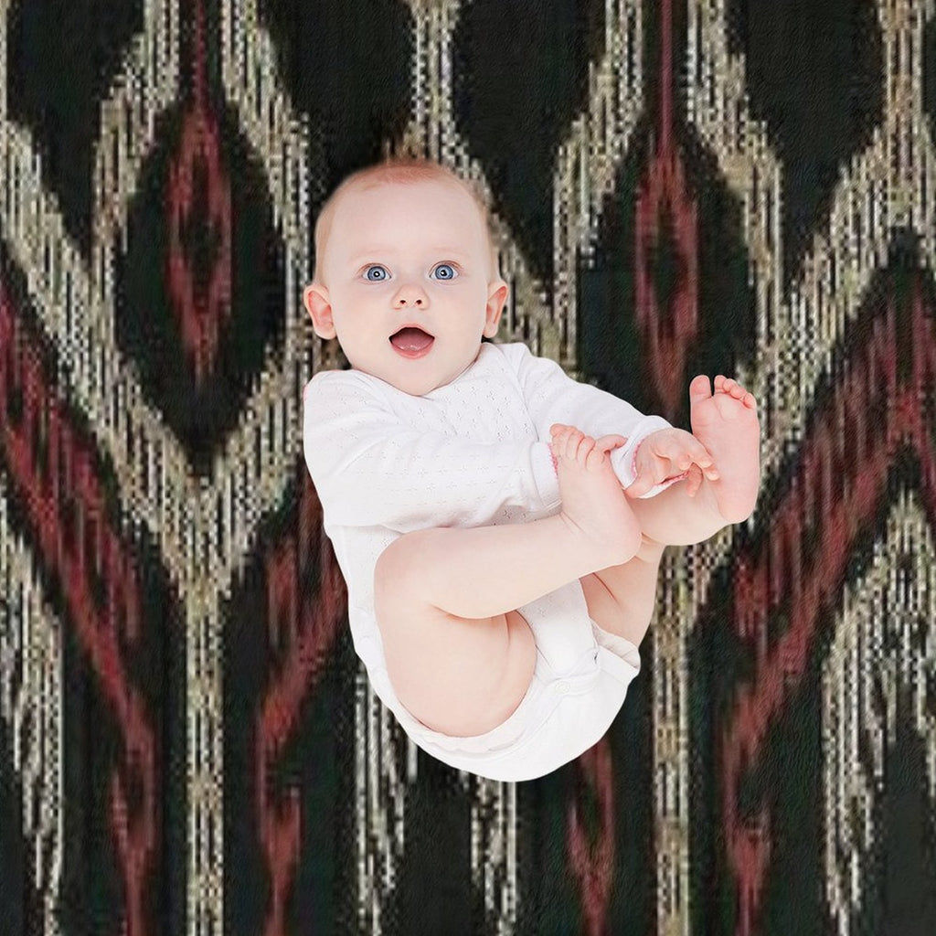 Ethnic Design Machine-washable Throw Blanket