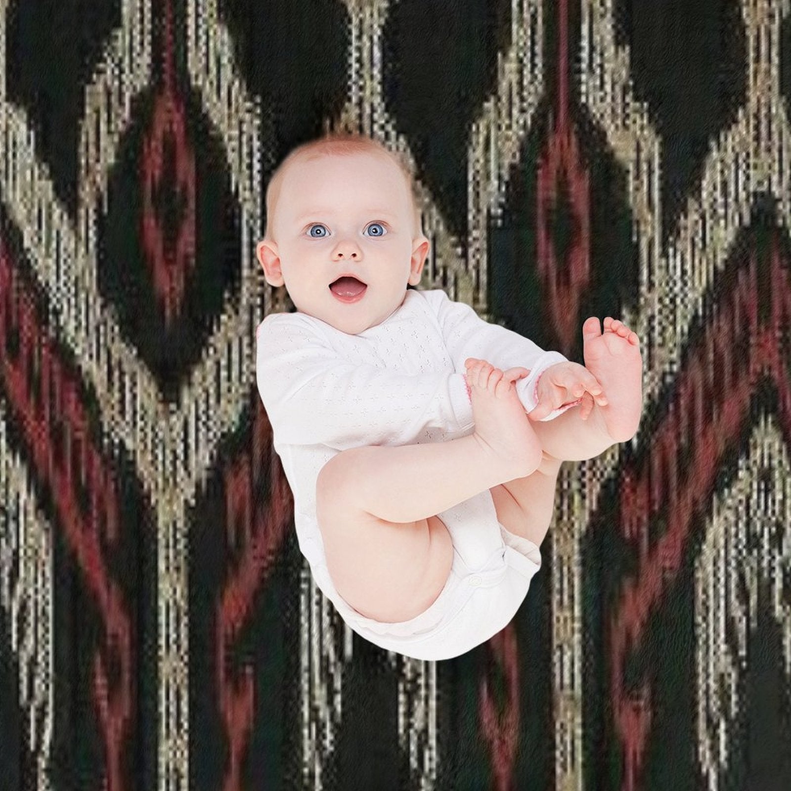 Ethnic Design Machine-washable Throw Blanket