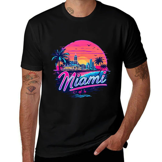 Vintage Miami Florida Cityscape Retro Miami Comfortable T-Shirt