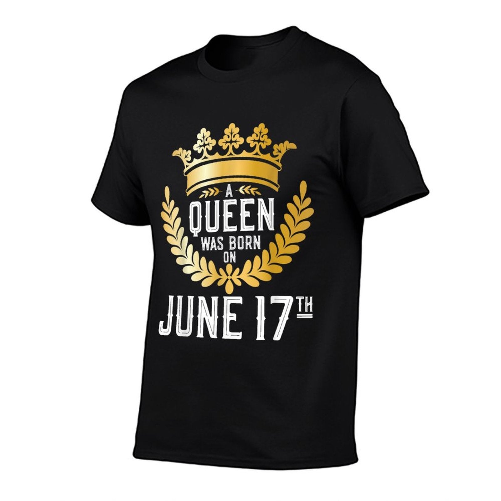 A Queen Was Born on June 17, Cute Girly June 17th Birthday  Lightweight T-Shirt