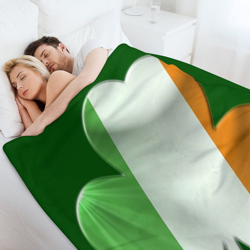 IRISH SHAMROCK Plush Throw Blanket