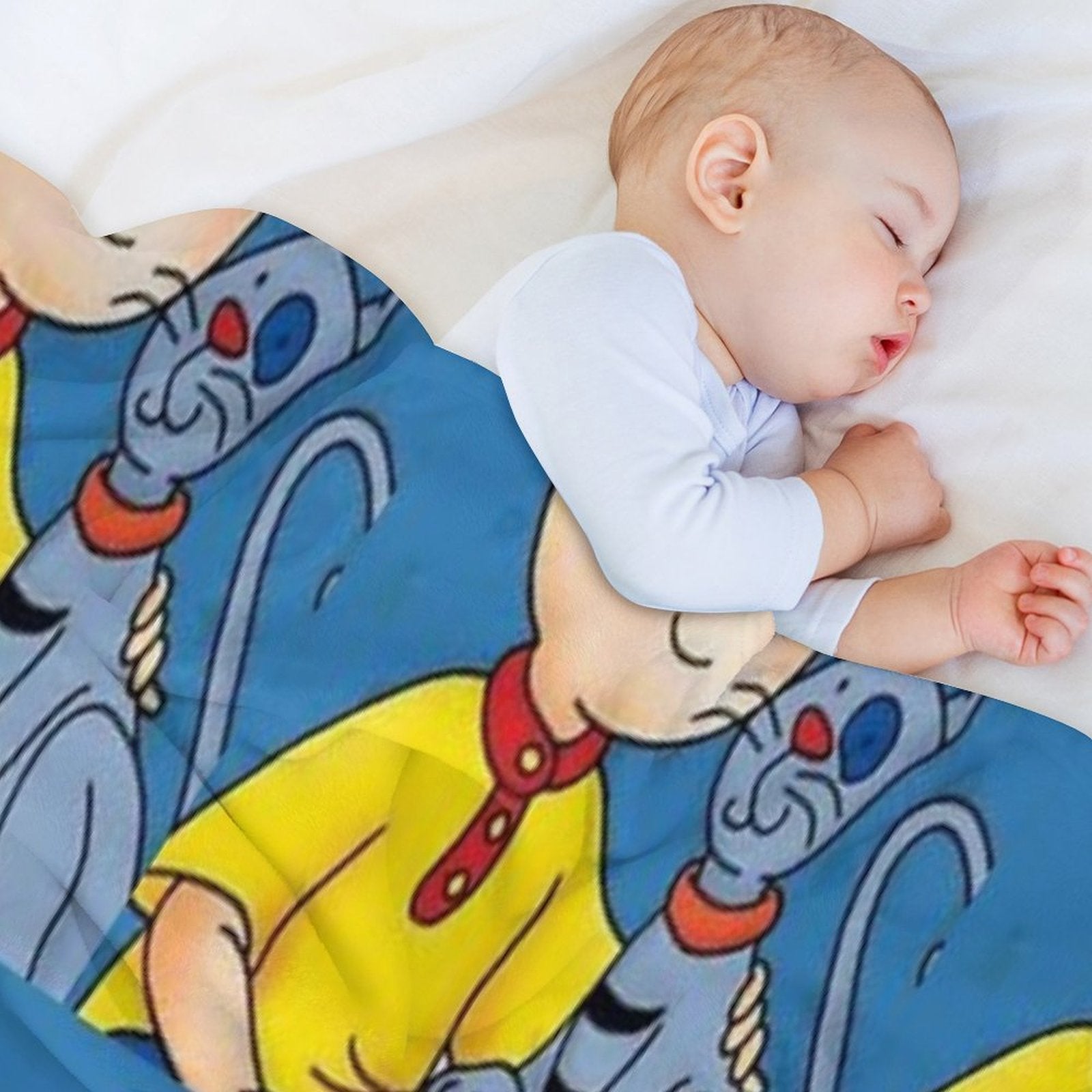 Caillou D Machine-washable Throw Blanket