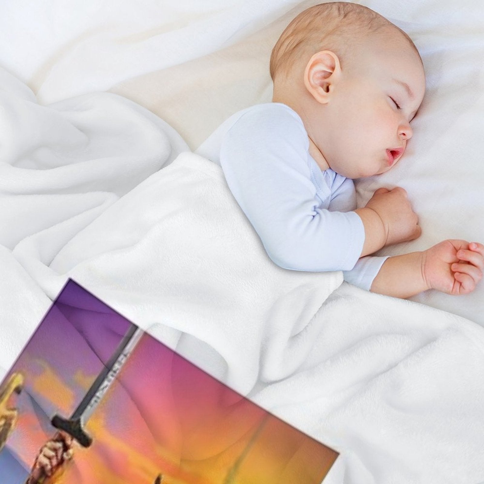 Arminius Lightweight Throw Blanket
