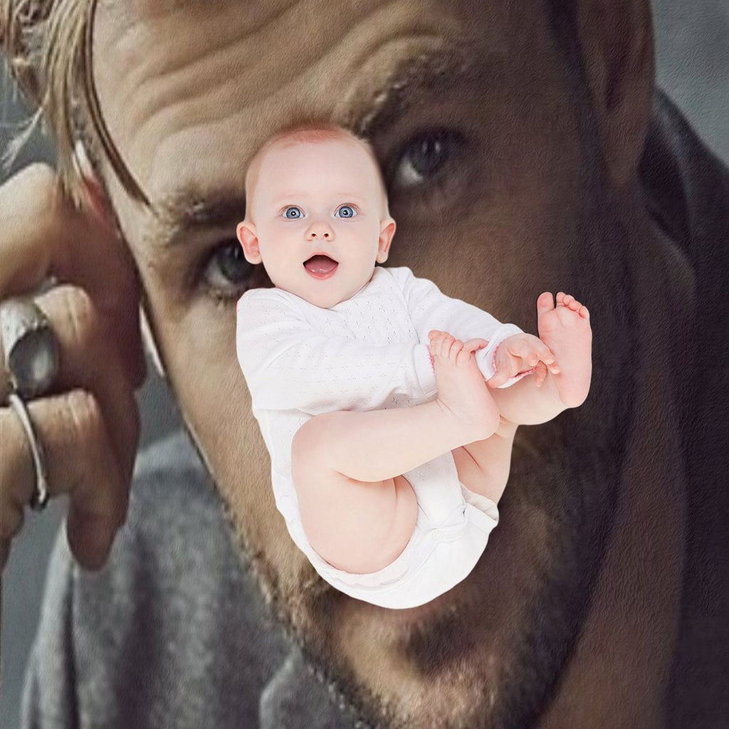 Chris Hemsworth Travel-friendly Throw Blanket