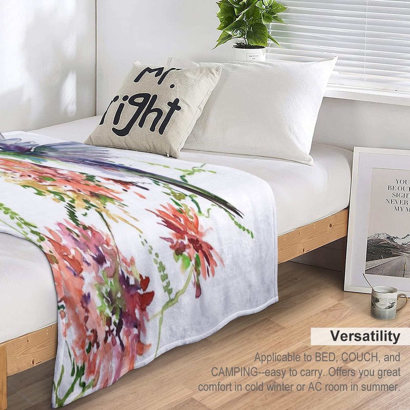 Hummingbird And Flowers Compact Throw Blanket