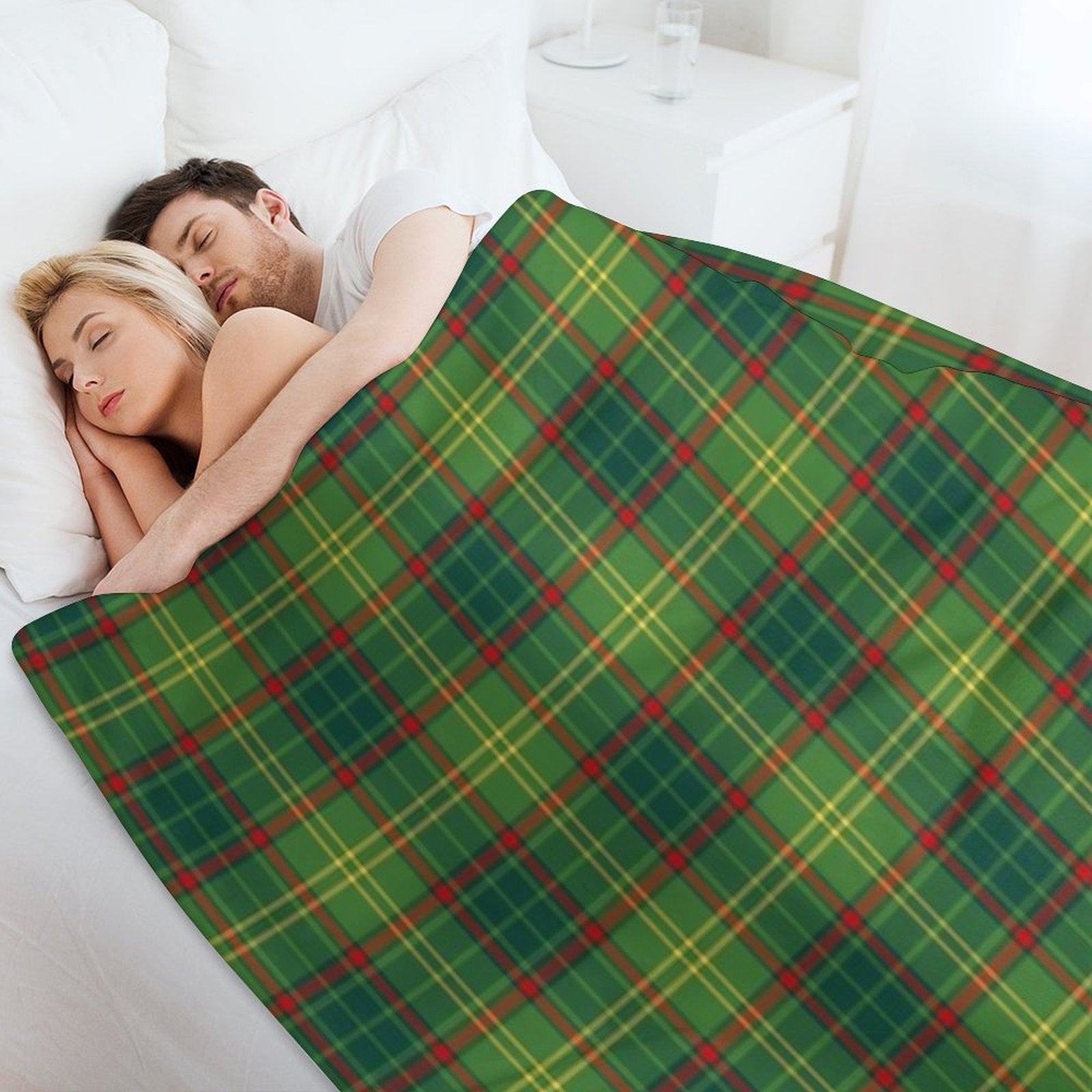 County ARMAGH Tartan  Official Armagh Tartan, Ulster, Ireland Gift-ready Throw Blanket