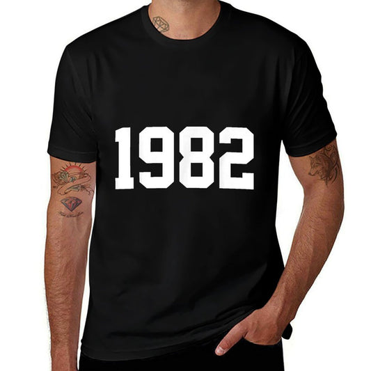 1982 College Style 39th 40th Birthday  Heathered Texture T-Shirt